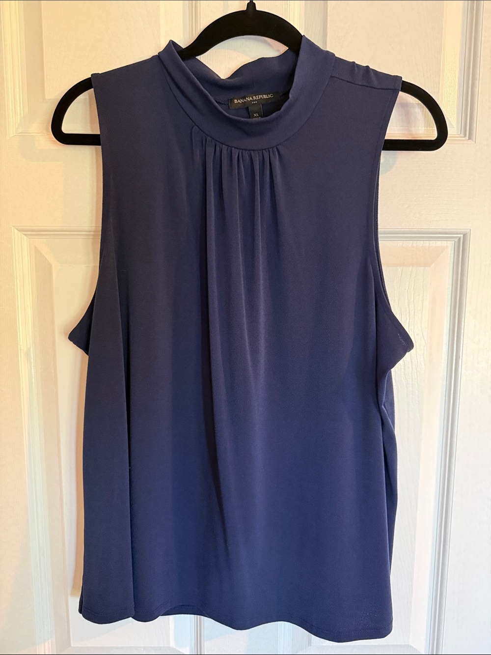 Banana Republic Navy Mock Neck Sleeveless tank - XL
